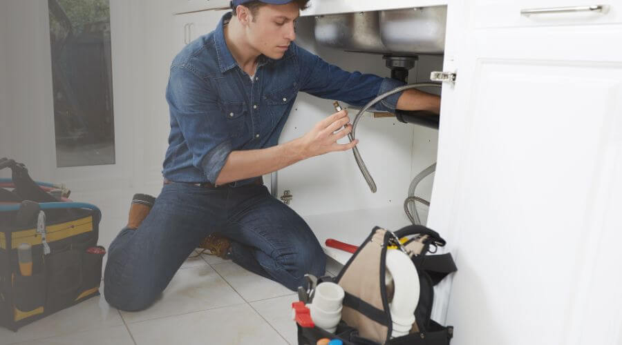 Local expert plumbing services in Hollister, MO